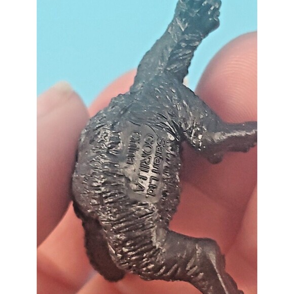 Safari Ltd Alligstor, Gorilla & Chimpanzee Small Animal Figures 1.5" Set Of 3 - Picture 14 of 16